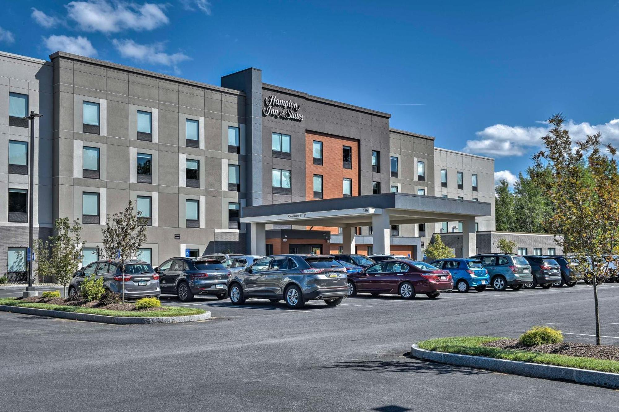 Hampton Inn & Suites Keene Exterior foto